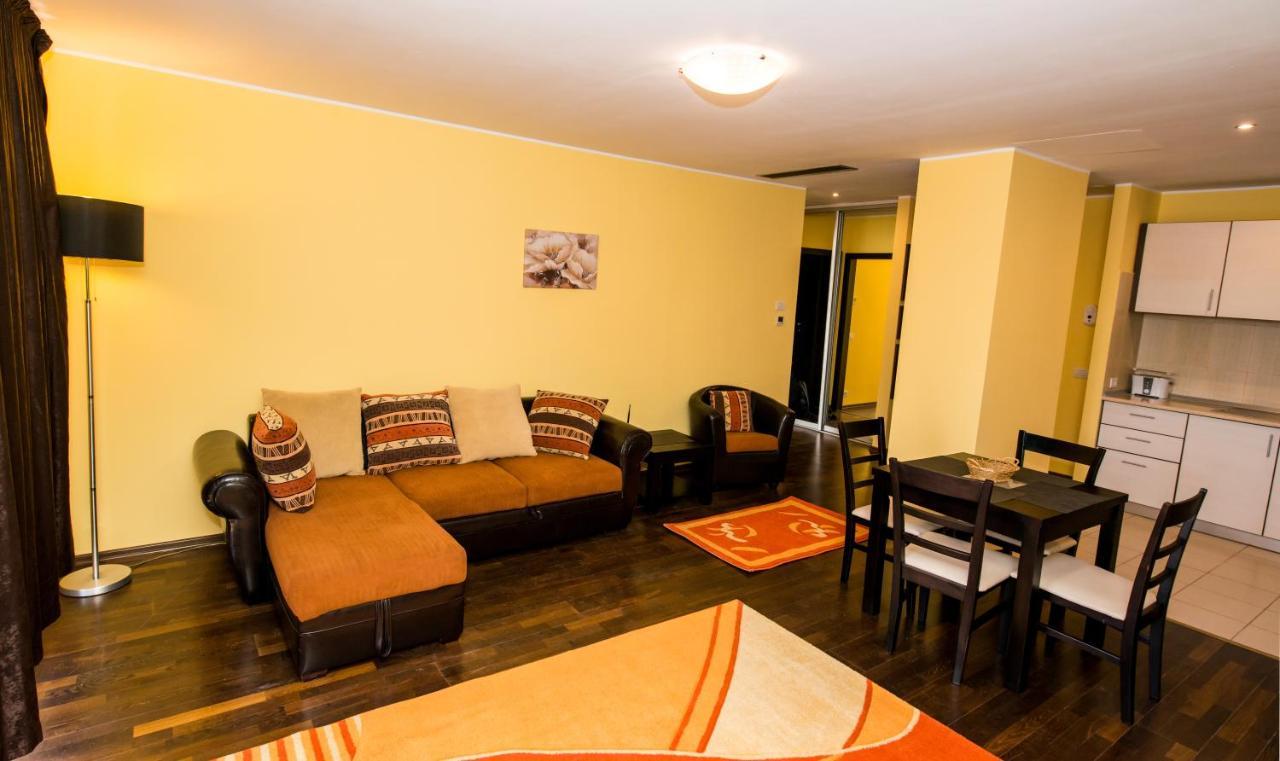 Coralia Luna Park Apartment